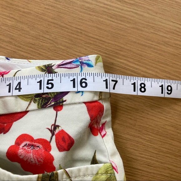 Lands’ End floral cropped pants - Picture 7 of 11